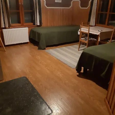 Chalet Palokaerki Schwarzspecht, House And Lakeside Sauna In The Countryside Varpaisjarvi